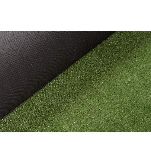 Covor Iarba Artificiala tip Gazon Artificial Green A6, Grosime 6mm, Rola 400x100cm